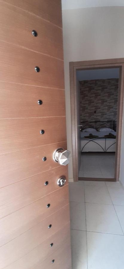 Sea View Apartments Artemis 乐托卡亚 外观 照片